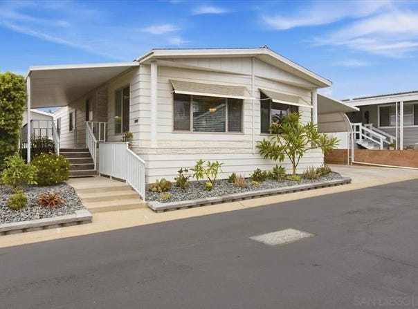 7226 San Benito St, Carlsbad, CA 92011