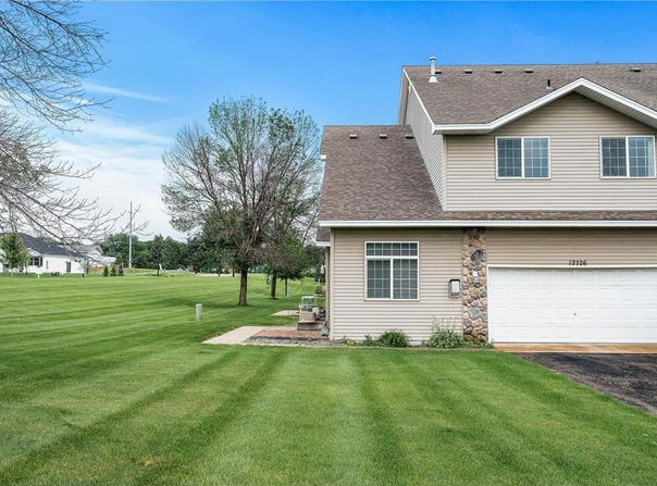 12726 Drake Street NW, Coon Rapids, MN 55448
