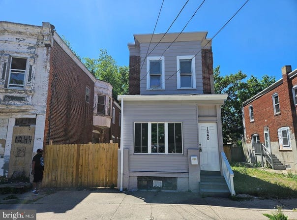 1240 CHASE STREET STREET S, CAMDEN, NJ 08104