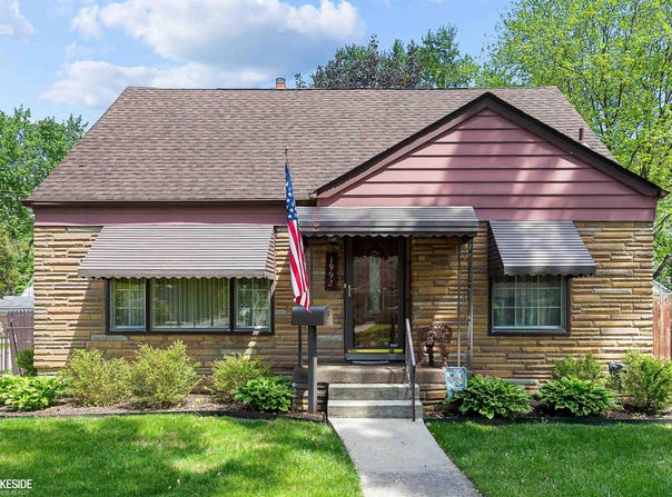 1992 Thomas Avenue, Berkley, MI 48072-3233