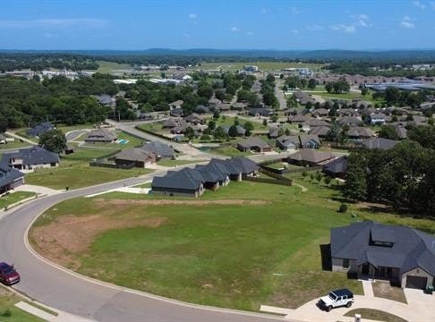 540 Woodlands Drive, Tahlequah, OK 74464