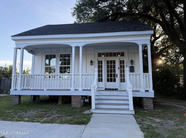 247 Forrest Avenue, Biloxi, MS 39530
