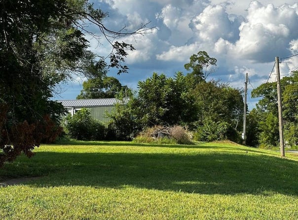 409 E Broadway Street, El Dorado Springs, MO 64744