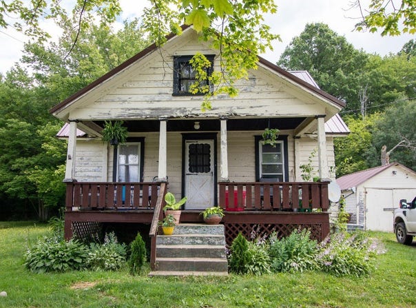 10756 PERRY Highway, Meadville, PA 16335