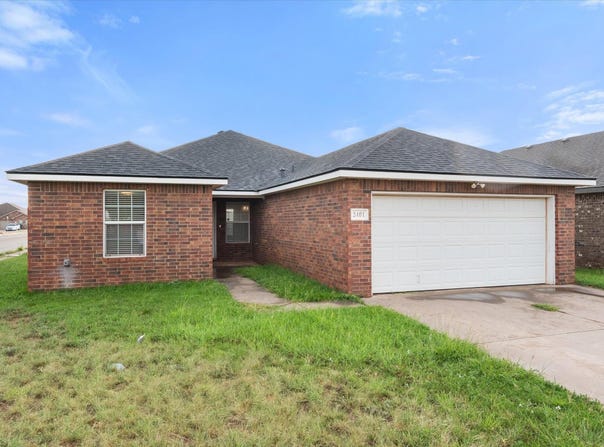 2401 N Cypress Road, Lubbock, TX 79403