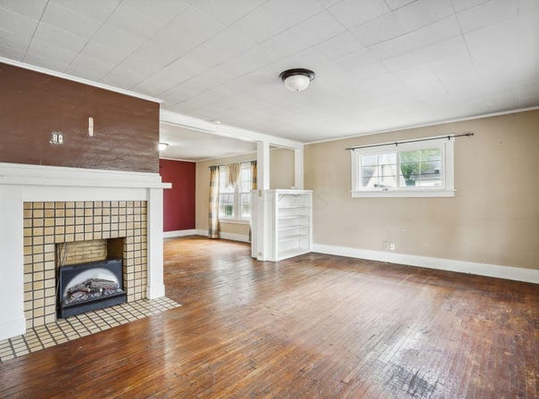 7682 E Main Street, Reynoldsburg, OH 43068