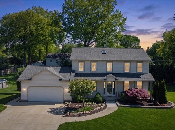 7392 Churchill Square, Mentor, OH 44060