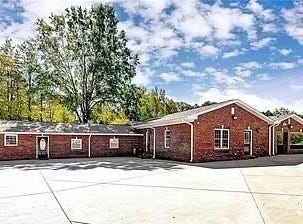2717 Friendly Avenue unit: Attached Apartment, Concord, NC 28027