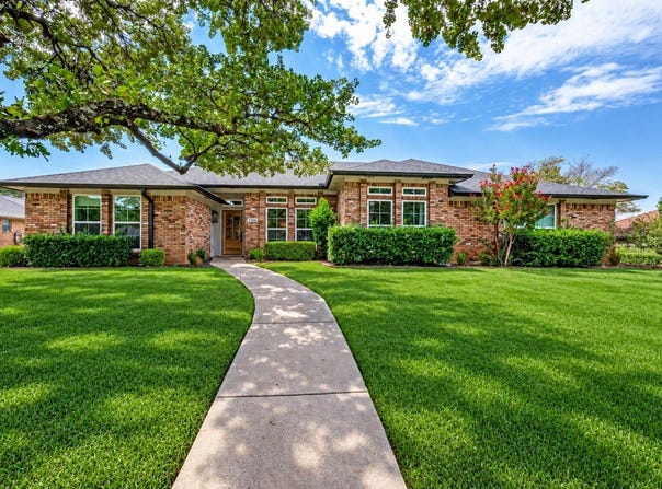 3700 Cliffwood Drive, Colleyville, TX 76034