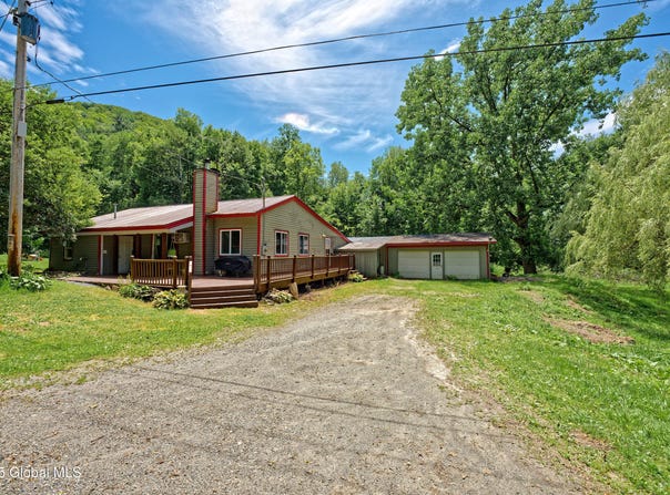 962 Camden Valley Road, Salem, NY 12873