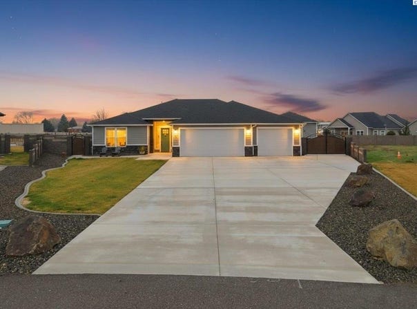 6915 Lamb Court, Pasco, WA 99301