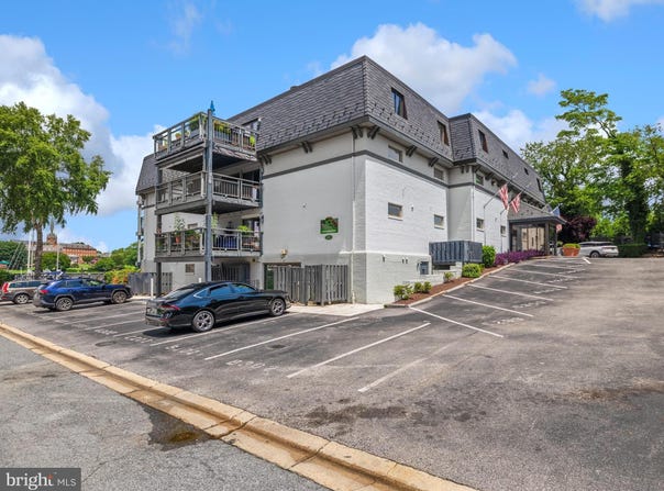 301 BURNSIDE STREET, ANNAPOLIS, MD 21403