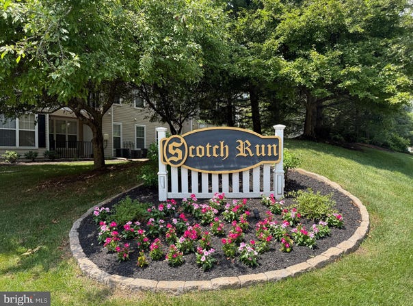 76 KYLE WAY, EWING, NJ 08628