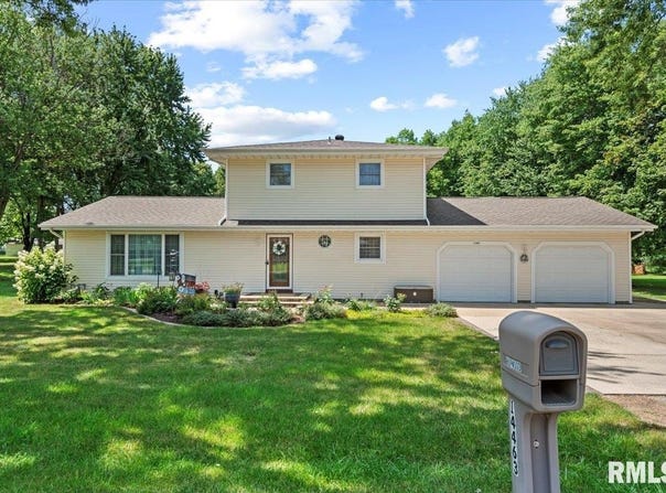 14463 PIONEER Drive, Athens, IL 62613