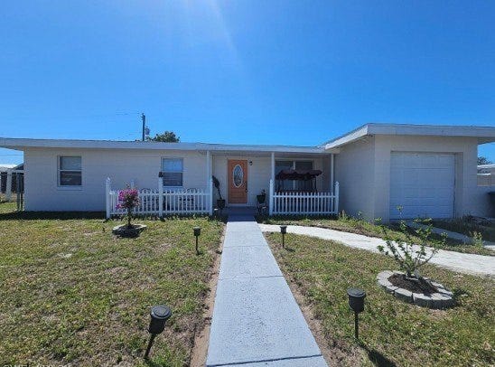 858 Conreid Drive NE, Port Charlotte, FL 33952