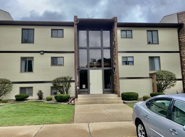 845 Summit Park Court N, Crown Point, IN 46307