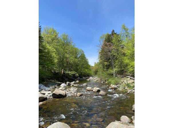 000 Railroad Road, Madrid Twp, ME 04966