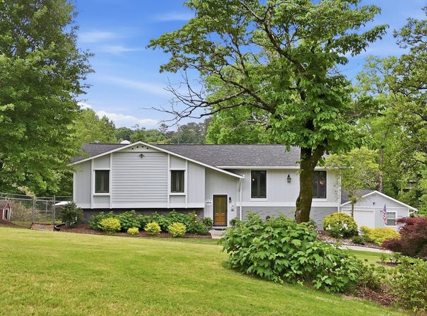 1447 LONGBROOK DRIVE, CULLMAN, AL 35055