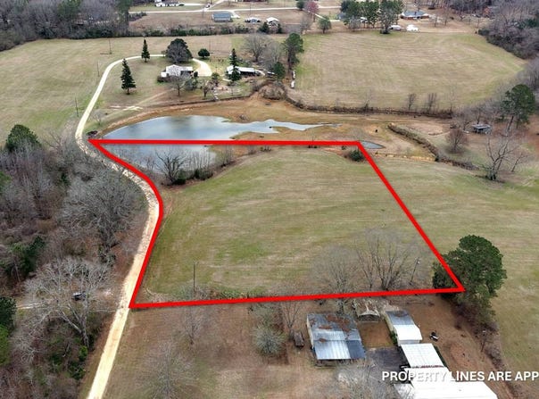 Oak Street, Luverne, AL 36049