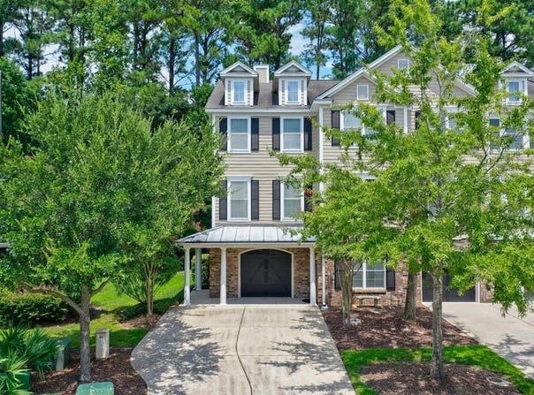 3696 Bagley Drive, Mount Pleasant, SC 29466