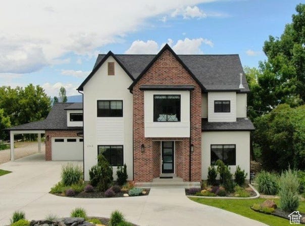266 S 300 W, Mt Pleasant, UT 84647