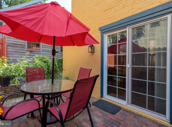 108 E VINE STREET, LANCASTER, PA 17602