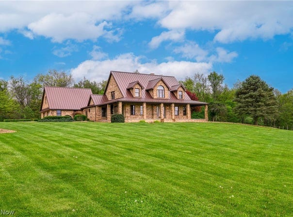 46675 Clarkson Rd, Rogers, OH 44455