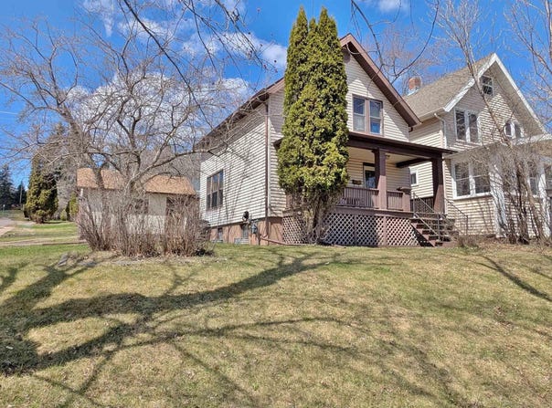 1103 E 10th St, Duluth, MN 55805
