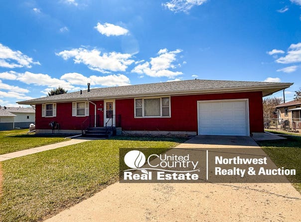 26 S 5th St E, Malta, MT 59538