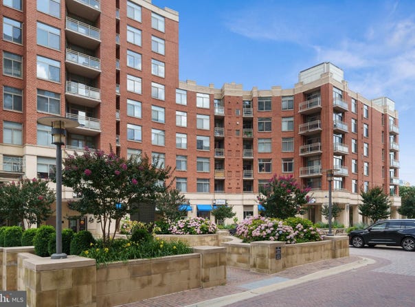 3600 S. GLEBE ROAD, ARLINGTON, VA 22202