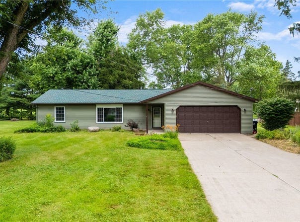 14294 Lagrange Road, LaGrange, OH 44050