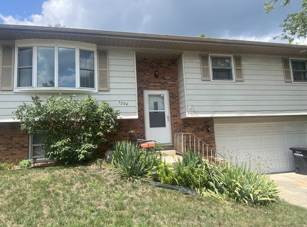 5294 Lyndell Avenue, Portage, IN 46368
