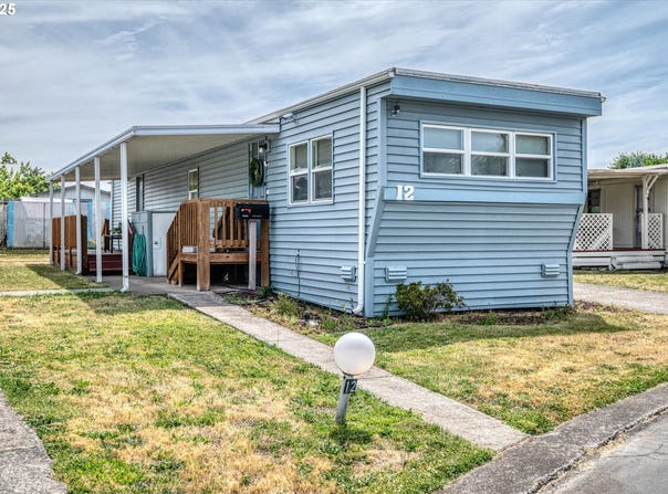 2150 LAURA ST, Springfield, OR 97477