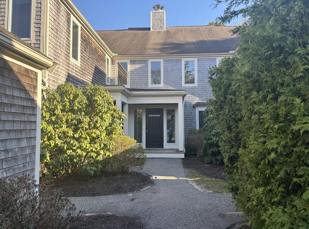 54 Kates Path, Yarmouth Port, MA 02675
