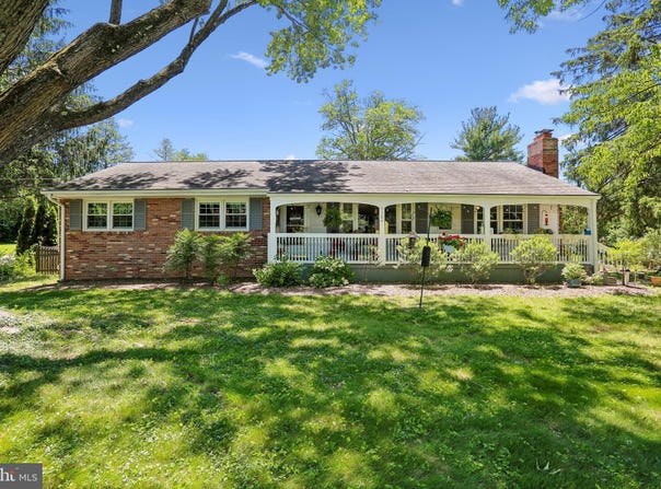 9304 GUE Road, DAMASCUS, MD 20872
