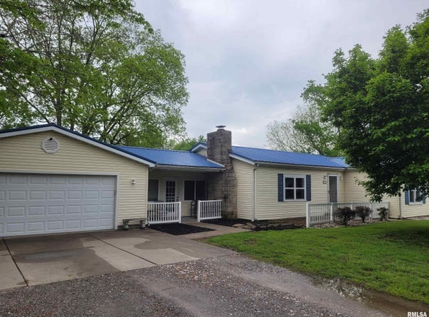 2928 N Brownsville Road, Mt Vernon, IL 62864