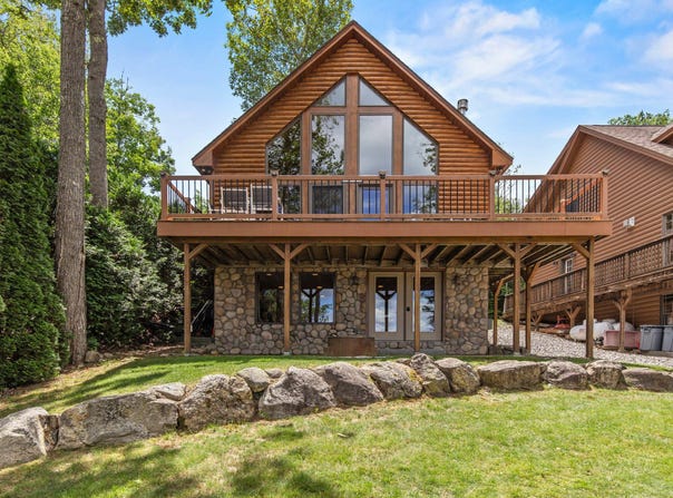 15 Savannah Trail, Naples, ME 04055
