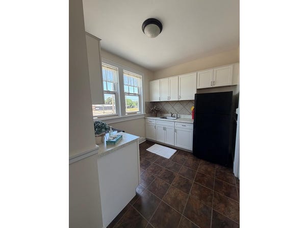 72 S Main Street, KILMARNOCK, VA 22482