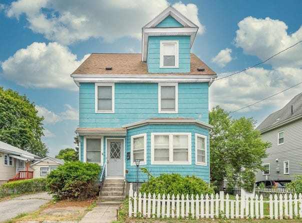 98 Safford St, Quincy, MA 02171
