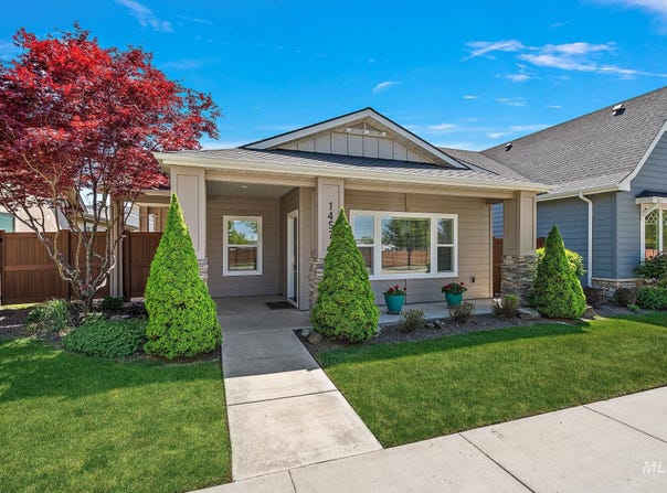 1457 Summerheights, Meridian, ID 83646