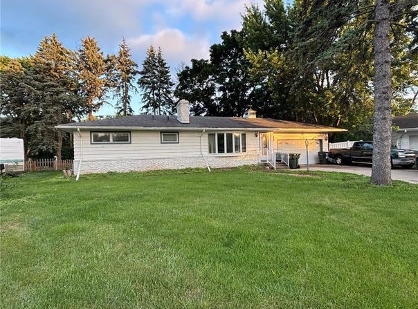 4364 Copper Point, Eagan, MN 55122