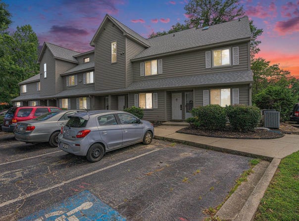 924 Fairwood Lakes Ln., Myrtle Beach, SC 29588
