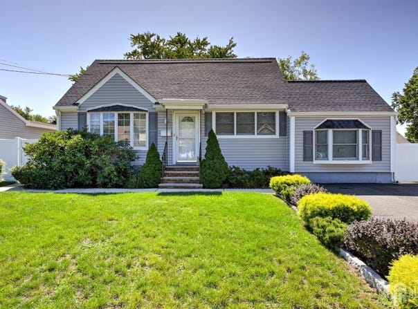 112 Madison Drive, South Plainfield, NJ 07080
