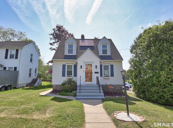 74 Pullen Avenue, Watertown, CT 06779
