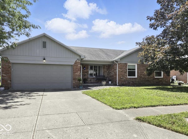 1011 Stevedon Court, Plainfield, IN 46168