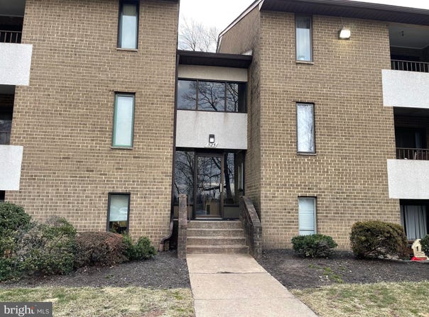 525 FLORIDA AVENUE, HERNDON, VA 20170