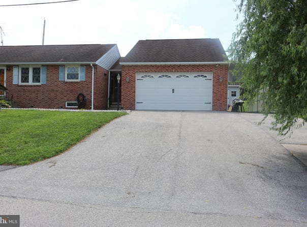 381 SONNY STREET, HANOVER, PA 17331