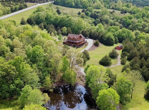 8200 Highway 221, Eureka Springs, AR 72632