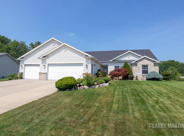 5661 Nancy Drive SW, Wyoming, MI 49418