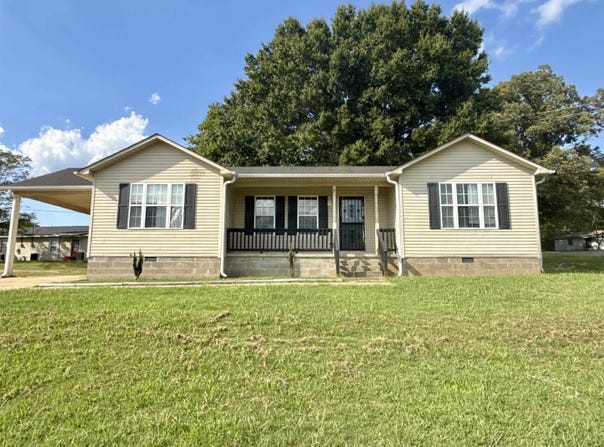 8 CHANNING Loop, Brownsville, TN 38012